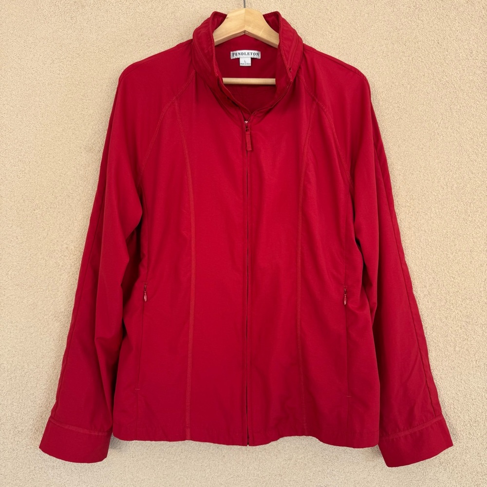 Pendleton Lightweight Packable Rain Shell Jacket w/hood in Red Sz L